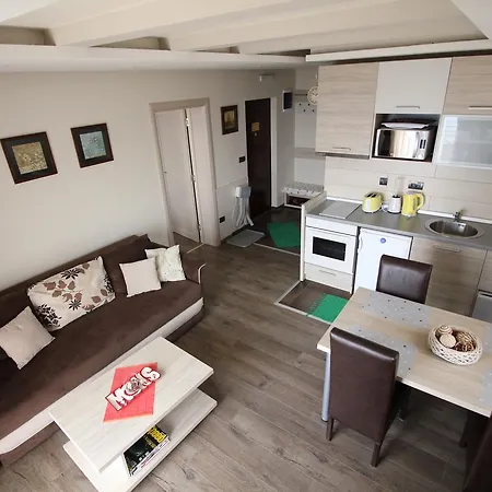 Apartament G10 Milmari