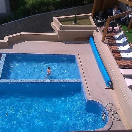 G10 Milmari Apartment Kopaonik
