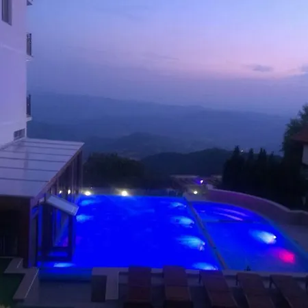 Apartament G10 Milmari *