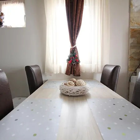 G10 Milmari Apartament Kopaonik